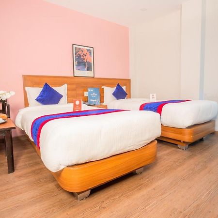 Oyo 136 Hotel Om Plaza Kathmandu Esterno foto