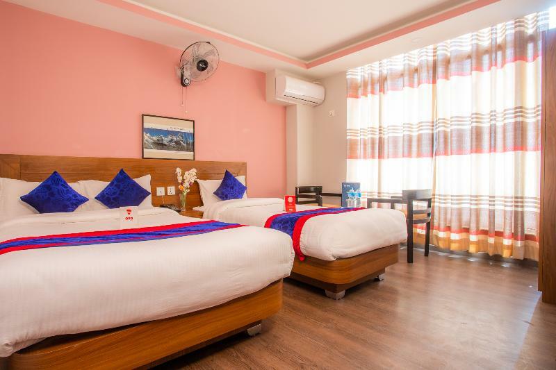 Oyo 136 Hotel Om Plaza Kathmandu Esterno foto